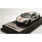 MCLAREN 570S AVUS WHITE WITH RED STRIPE AND RED INSERT 2015 1:43